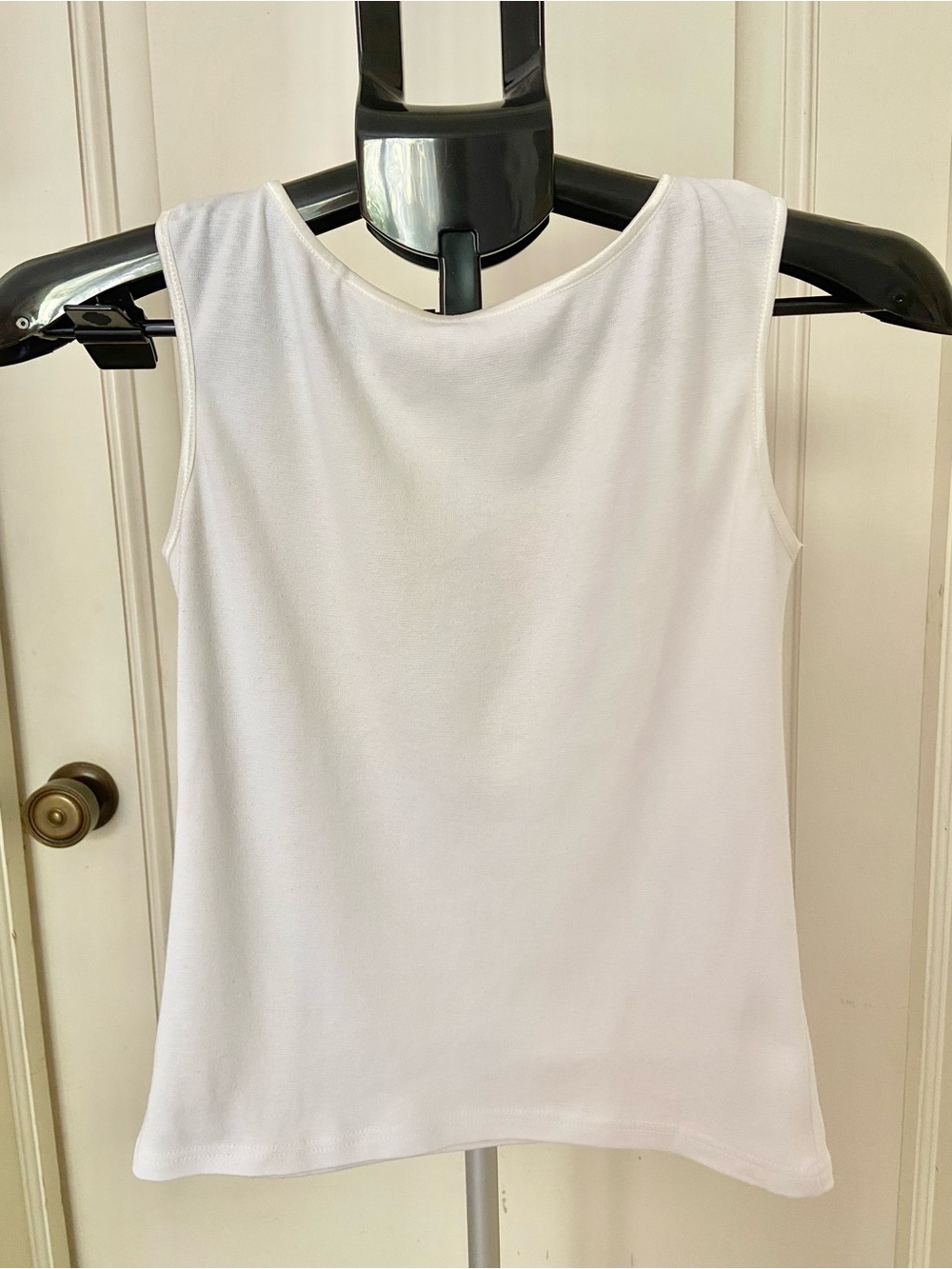 Classic Women's White Sleeveless Tank Top